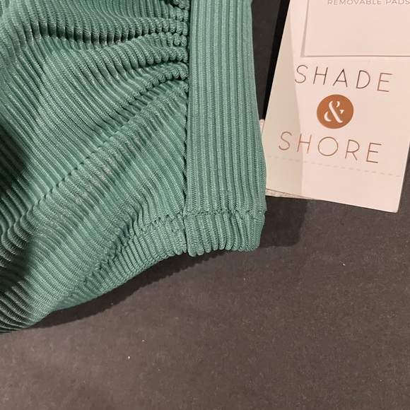 Shade & Shore Bikini Top - 36C - Picture 2 of 6